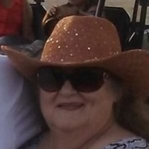 Meet your Posher, Neida